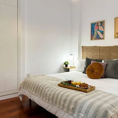 Casa Najera. Elegancia Y Amplitud En Pleno Centro. Apartment