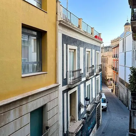 Casa Najera. Elegancia Y Amplitud En Pleno Centro. Apartment
